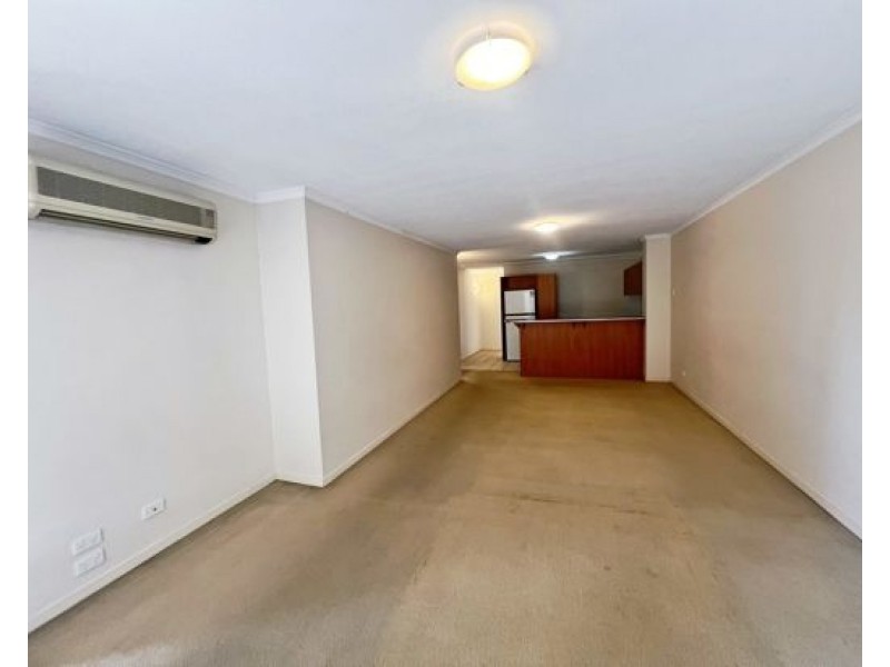 02021/38 Vincent Street, Indooroopilly QLD 4068