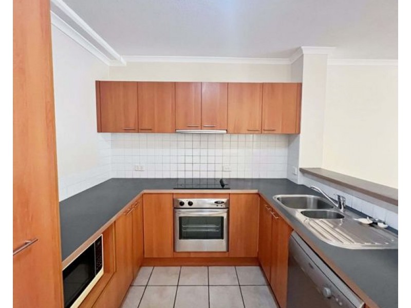 02021/38 Vincent Street, Indooroopilly QLD 4068