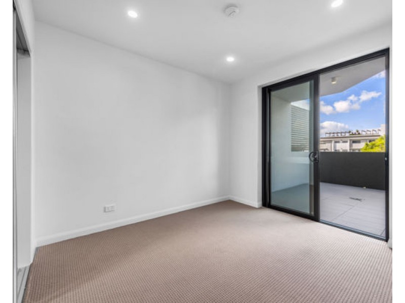 237/ 181 Clarence Rd, Indooroopilly QLD 4068