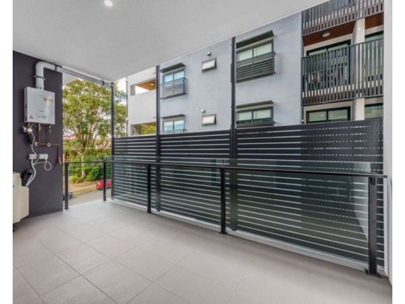 237/ 181 Clarence Rd, Indooroopilly QLD 4068