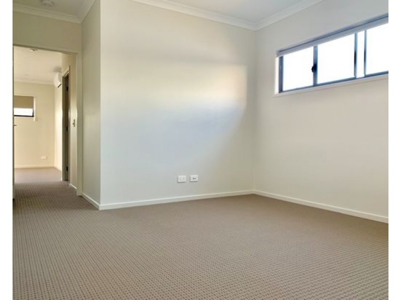 5 Emilia St, Coomera QLD 4209