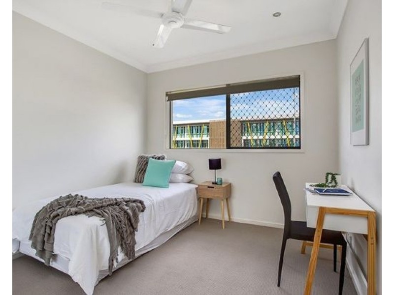 20 Emily Way, Varsity Lakes QLD 4227