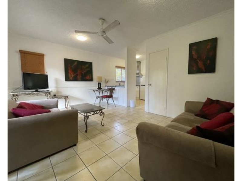 27 /129-135 Oleander street, Holloways Beach QLD 4878