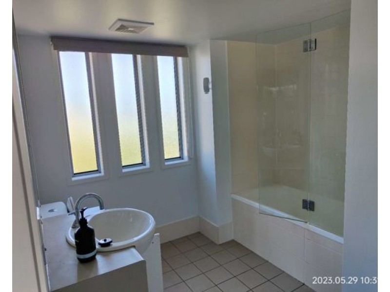 2204/111 Lindfield road,, Helensvale QLD 4212