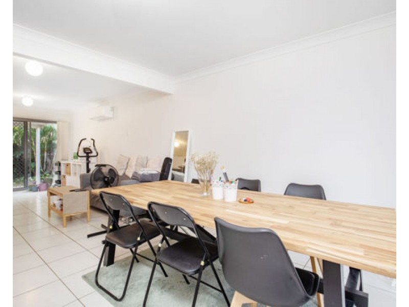 22/175 Fryar road, Eagleby QLD 4207