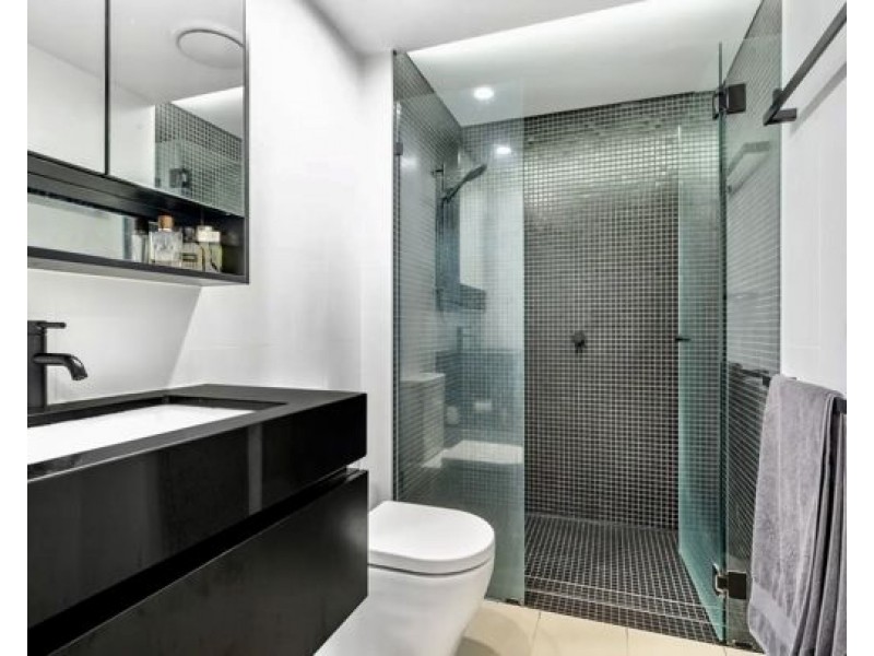 1104/19 Deshon Street, Woolloongabba QLD 4102