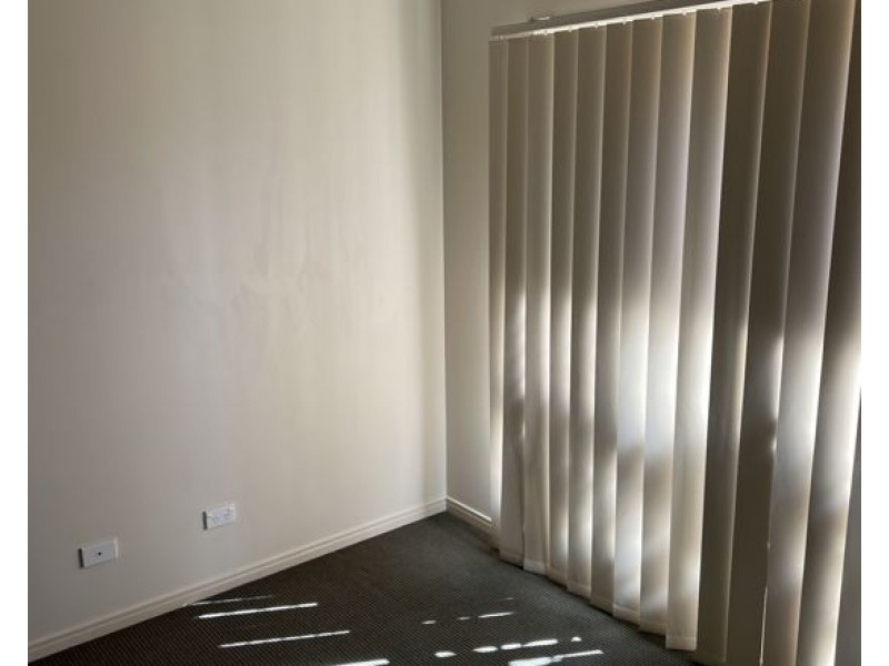 4 IDALIA LANE, Waterford QLD 4133