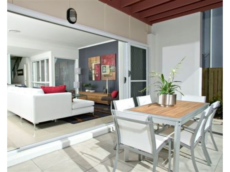 2/28 Amazons Place, Jindalee QLD 4074