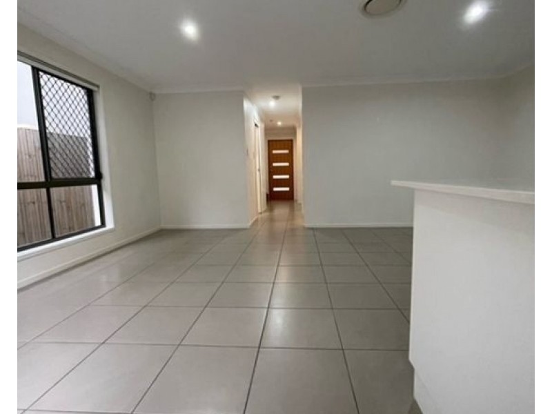 16 20 Kianawah Road South, Manly West QLD 4179