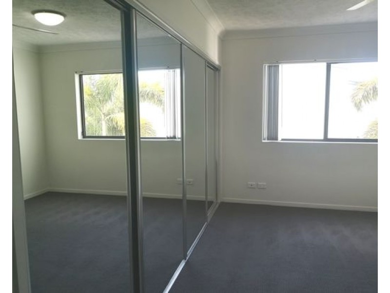 28/1 Acacia Court, Robina QLD 4226