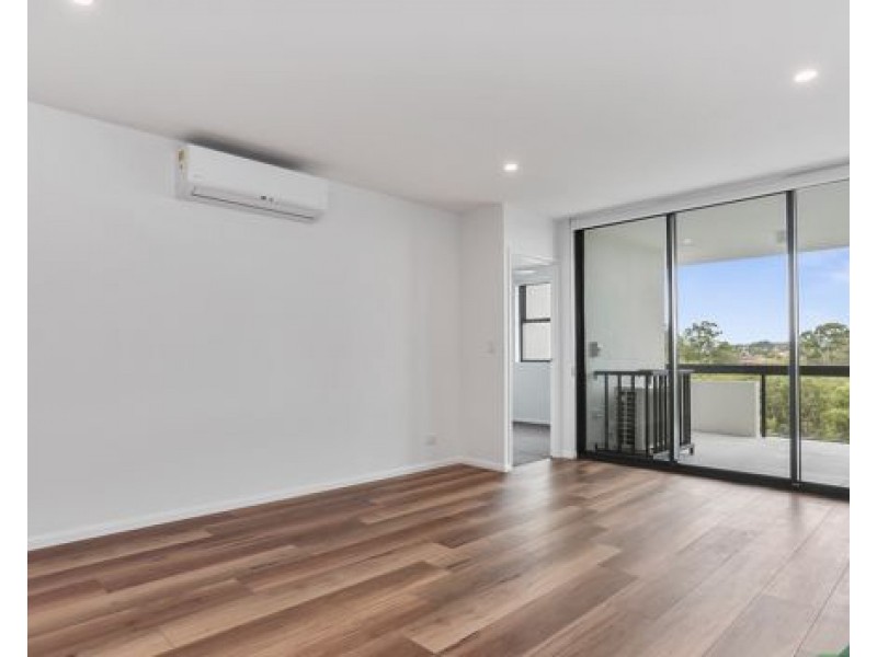 706/10 Curwen Terrace, Chermside QLD 4032