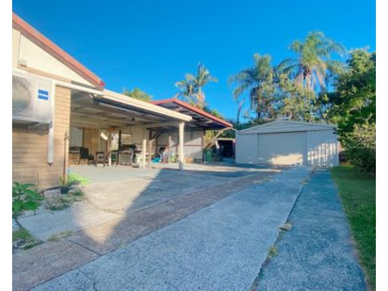 5 Dryade Street, Regents Park QLD 4118