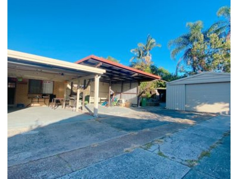 5 Dryade Street, Regents Park QLD 4118