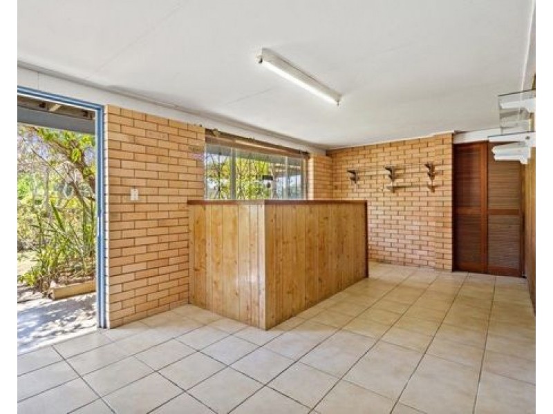 6 Jonathan St, Macgregor QLD 4109