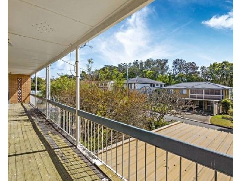6 Jonathan St, Macgregor QLD 4109