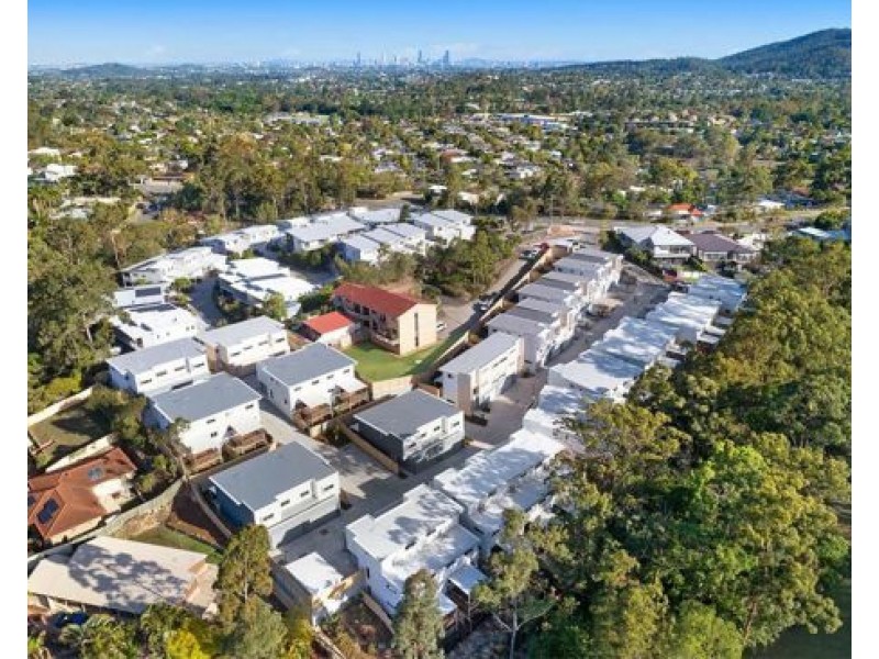 32/62 Plucks Road, Arana Hills QLD 4054