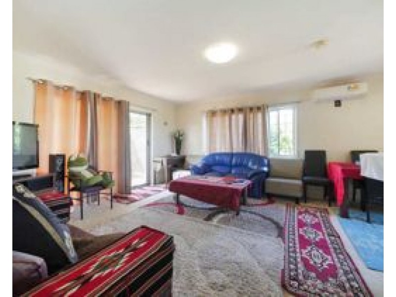 ID21186792 – 2/38 Ilya Street, Macgregor QLD 4109