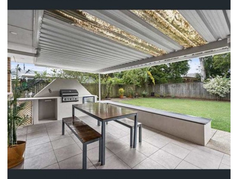 15 Finnegan Court, Birkdale QLD 4159