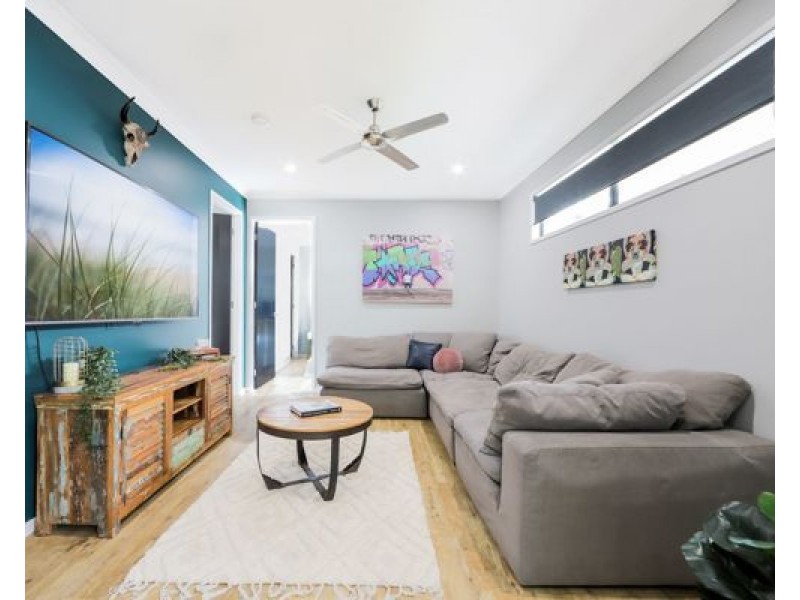 5 ILLUSION PLACE, Coomera Waters QLD 4209