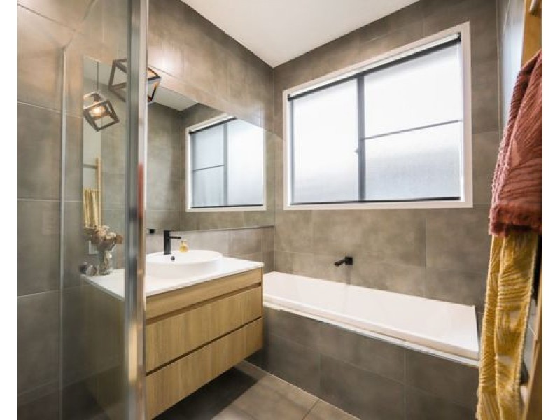 5 ILLUSION PLACE, Coomera Waters QLD 4209