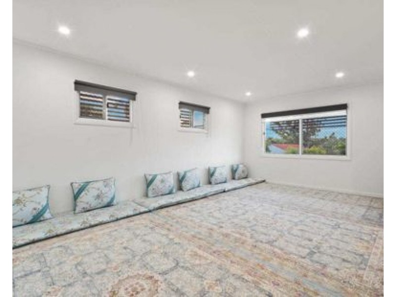27 Albert Street, Logan Central QLD 4114