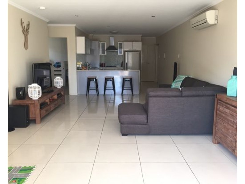 30 Sanders St, Upper Mount Gravatt QLD 4122