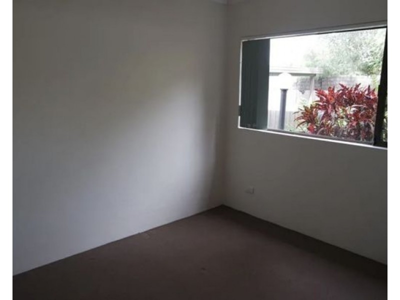 1/22 Barbet PL, Burleigh Waters QLD 4220