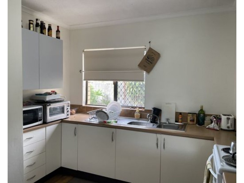 1/22 Barbet PL, Burleigh Waters QLD 4220