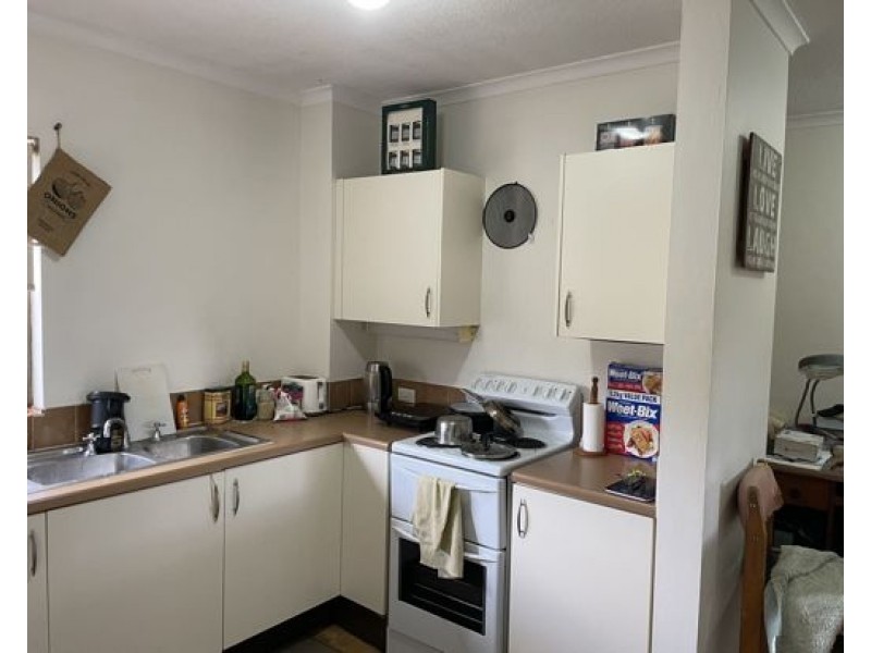 1/22 Barbet PL, Burleigh Waters QLD 4220