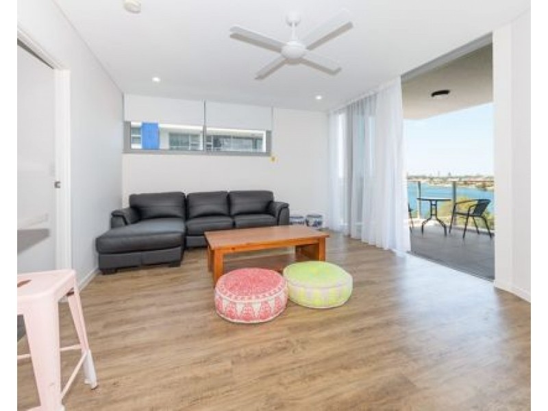 351/33 Lakefront Crescent, Varsity Lakes QLD 4227