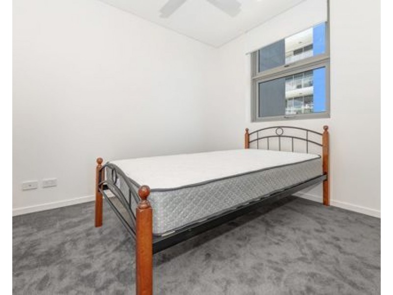 351/33 Lakefront Crescent, Varsity Lakes QLD 4227