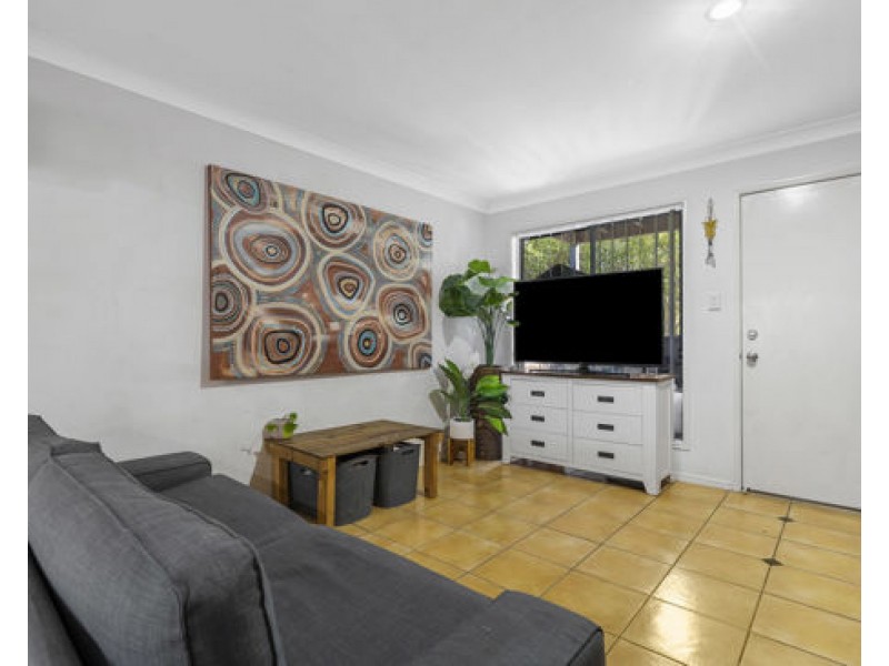 15/31 Archipelago Street, Pacific Pines QLD 4211