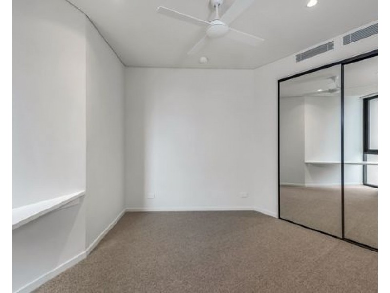 1008/232 Wellington Road, Kangaroo Point QLD 4169