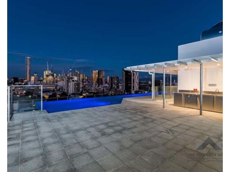 602/5 Cameron Street, South Brisbane QLD 4101