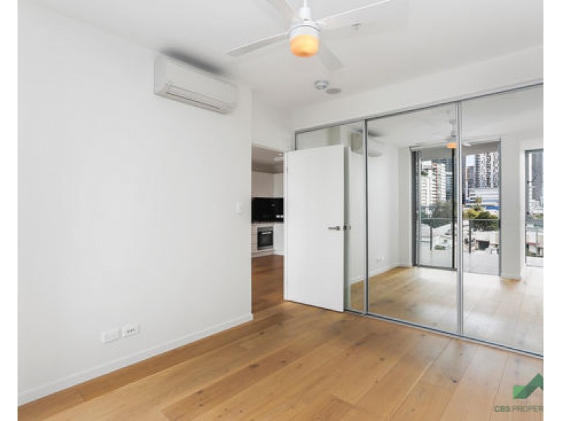502/5 Cameron Street, South Brisbane QLD 4101