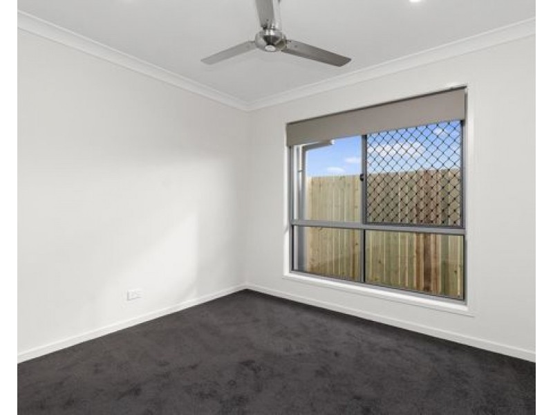 34 FIENNES ROAD, Logan Reserve QLD 4133