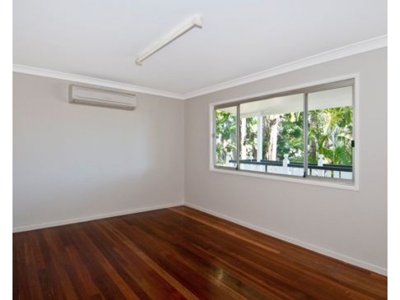 16 LOVELL ST, Slacks Creek QLD 4127
