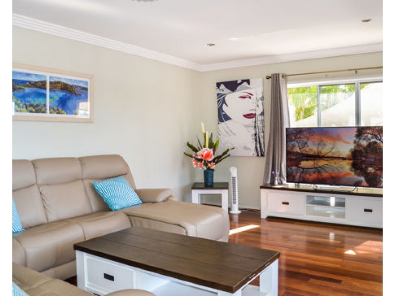 52 Buccaneer Way, Coomera Waters QLD 4209