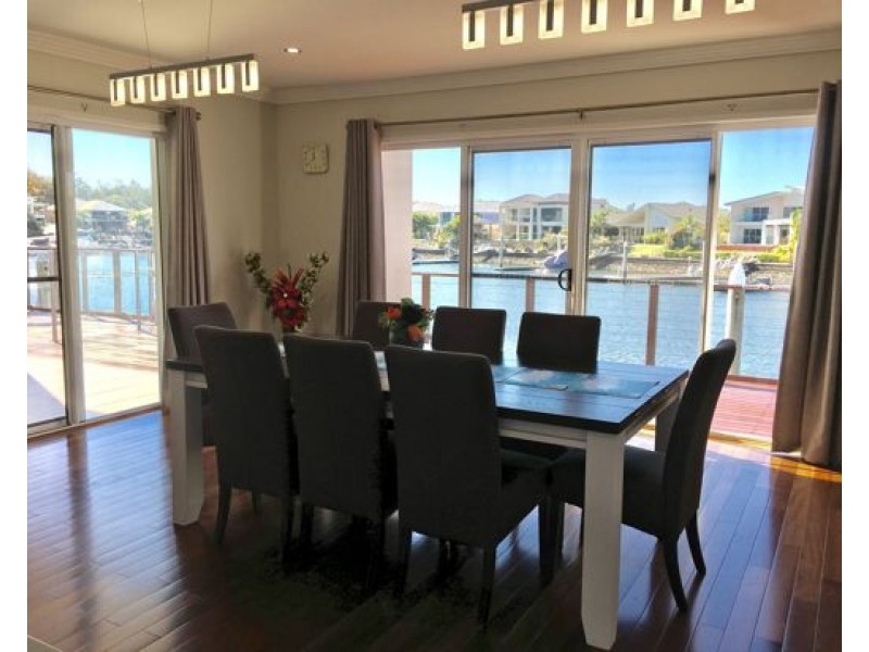 52 Buccaneer Way, Coomera Waters QLD 4209