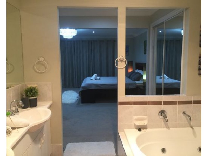 52 Buccaneer Way, Coomera Waters QLD 4209