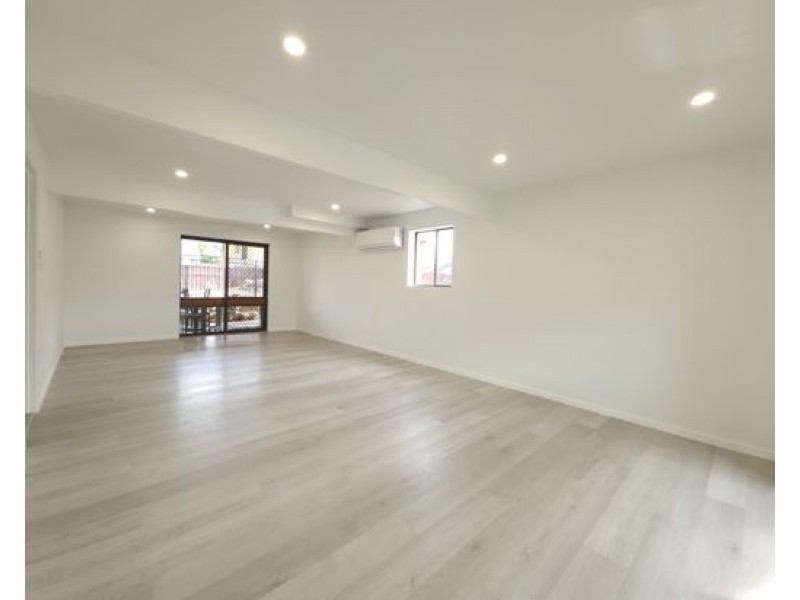 24 Orpheus Street, Robertson QLD 4109