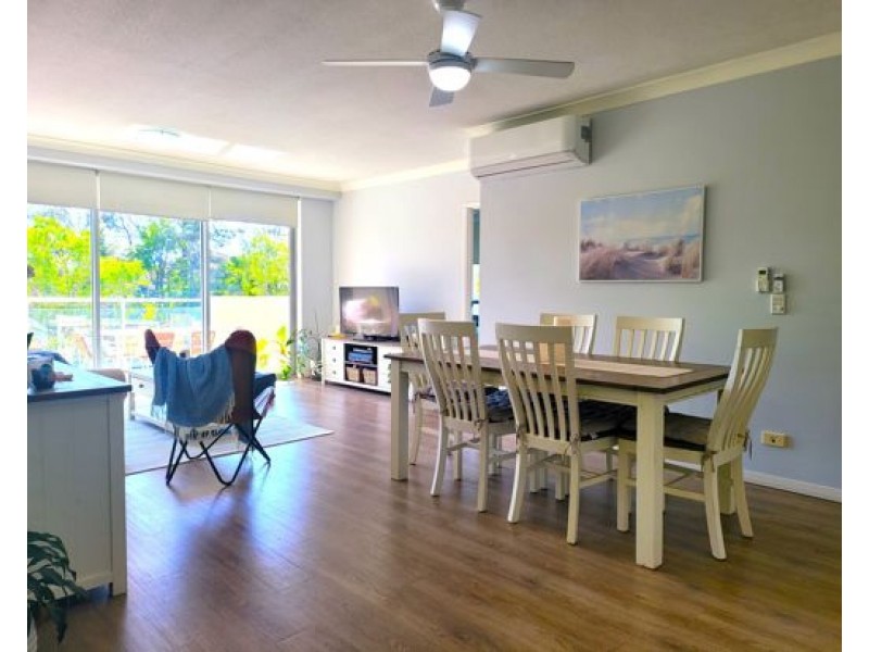 2204/12 Executive Drive, Burleigh Waters QLD 4220