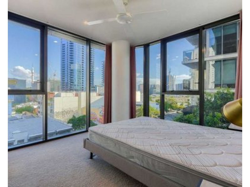 Tower 1/ 1 Cordelia Street, South Brisbane QLD 4101