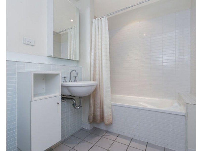 ID:21196421/64 Macquarie Street, Teneriffe QLD 4005