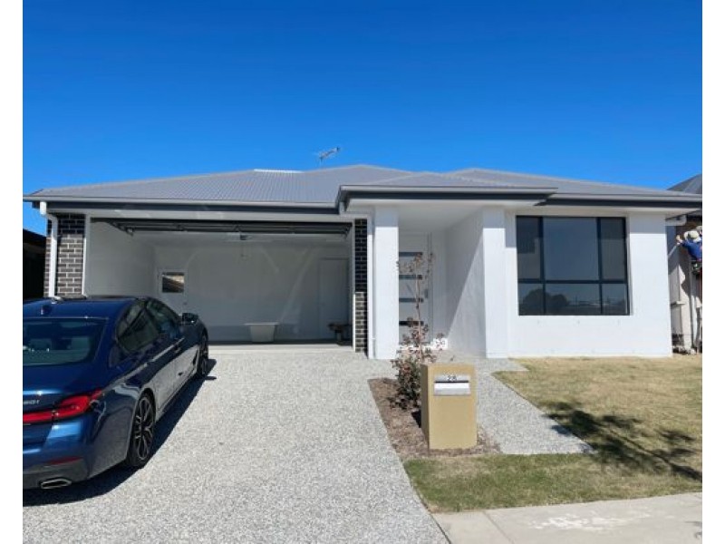 233 Barrams Rd, South Ripley QLD 4306