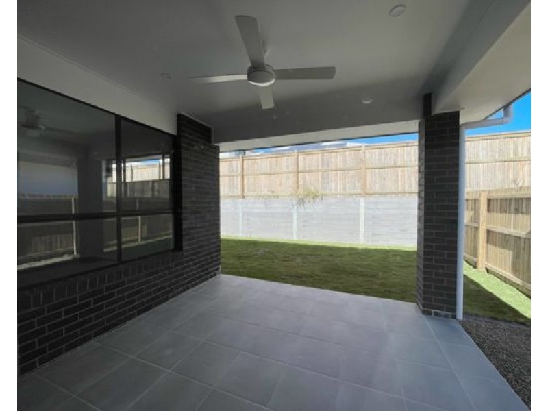 233 Barrams Rd, South Ripley QLD 4306