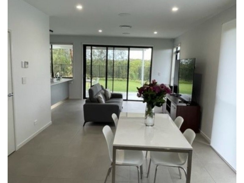 20/8 BEN DALLEY DR, Helensvale QLD 4212