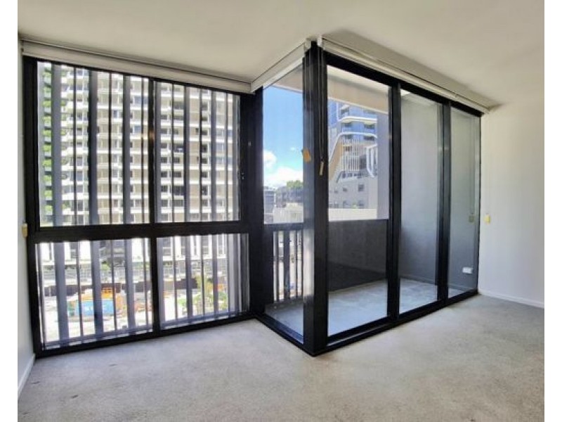 317/30 Festival Place, Newstead QLD 4006