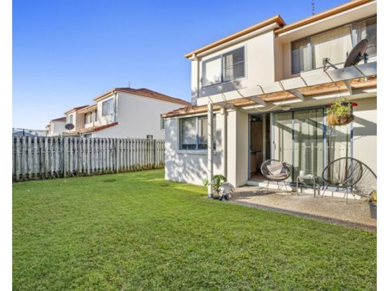 49/2 Studio Drive, Pacific Pines QLD 4211