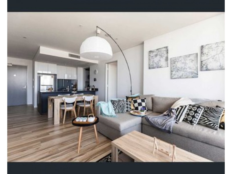 1110/2 Como Crescent, Southport QLD 4215